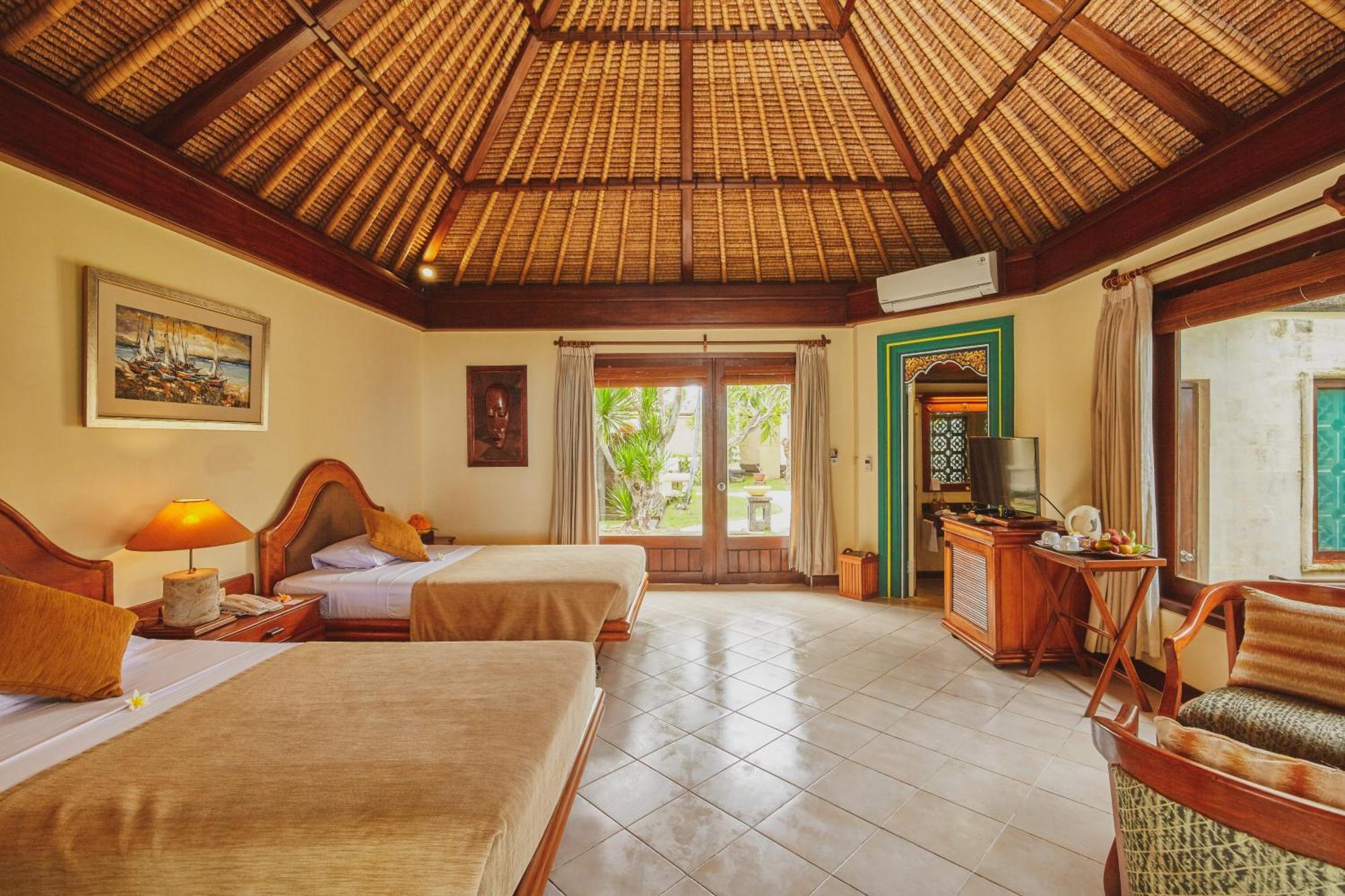 Puri Bagus Lovina Hotell Eksteriør bilde