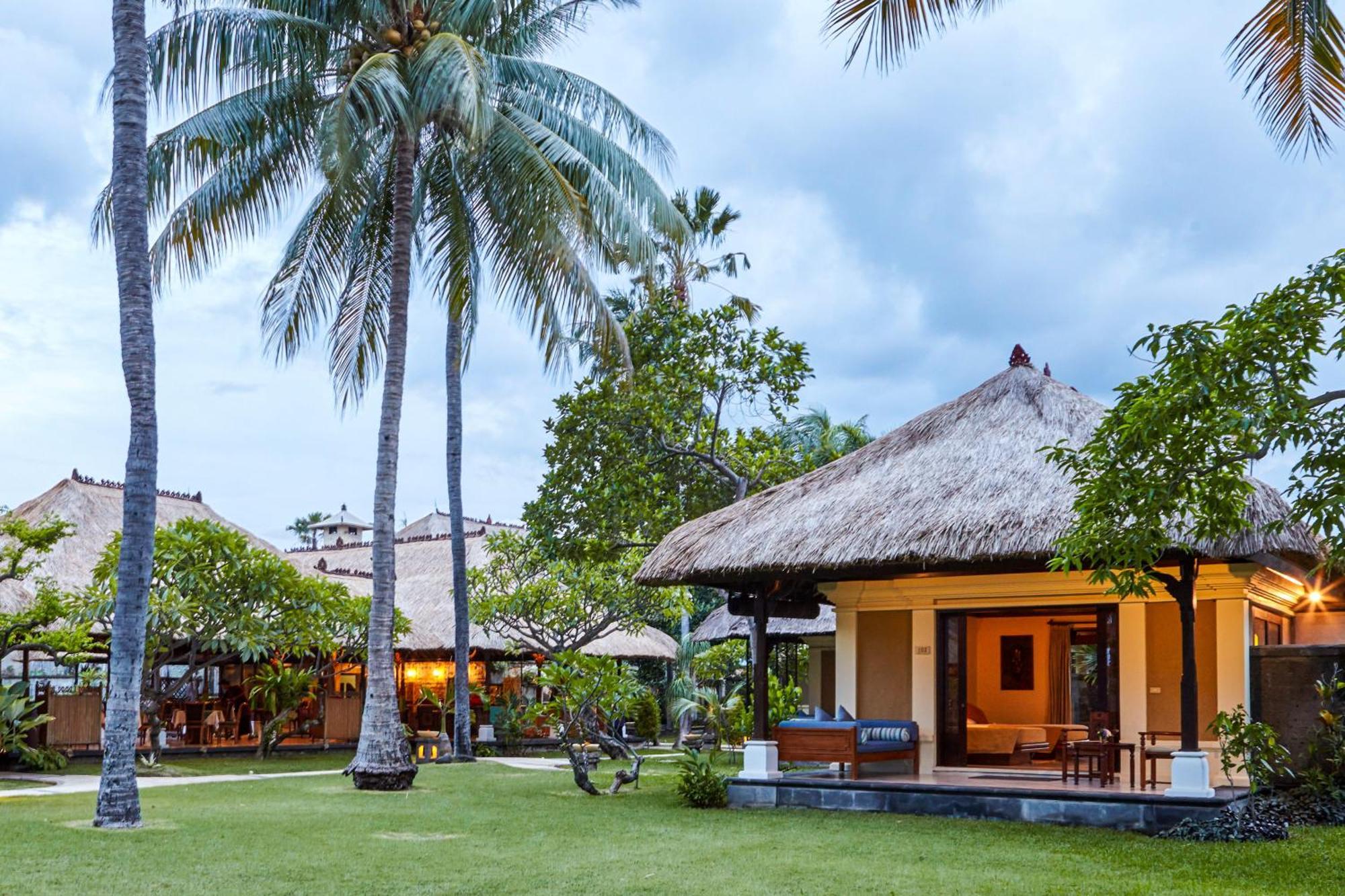 Puri Bagus Lovina Hotell Eksteriør bilde